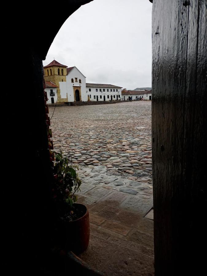 Hospederia La Roca Plaza Principal Bed & Breakfast Boyaca Exterior photo