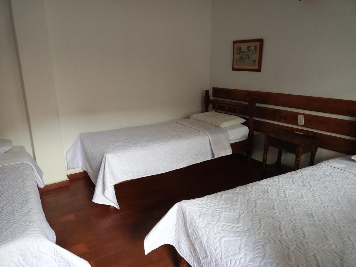 Hospederia La Roca Plaza Principal Bed & Breakfast Boyaca Exterior photo