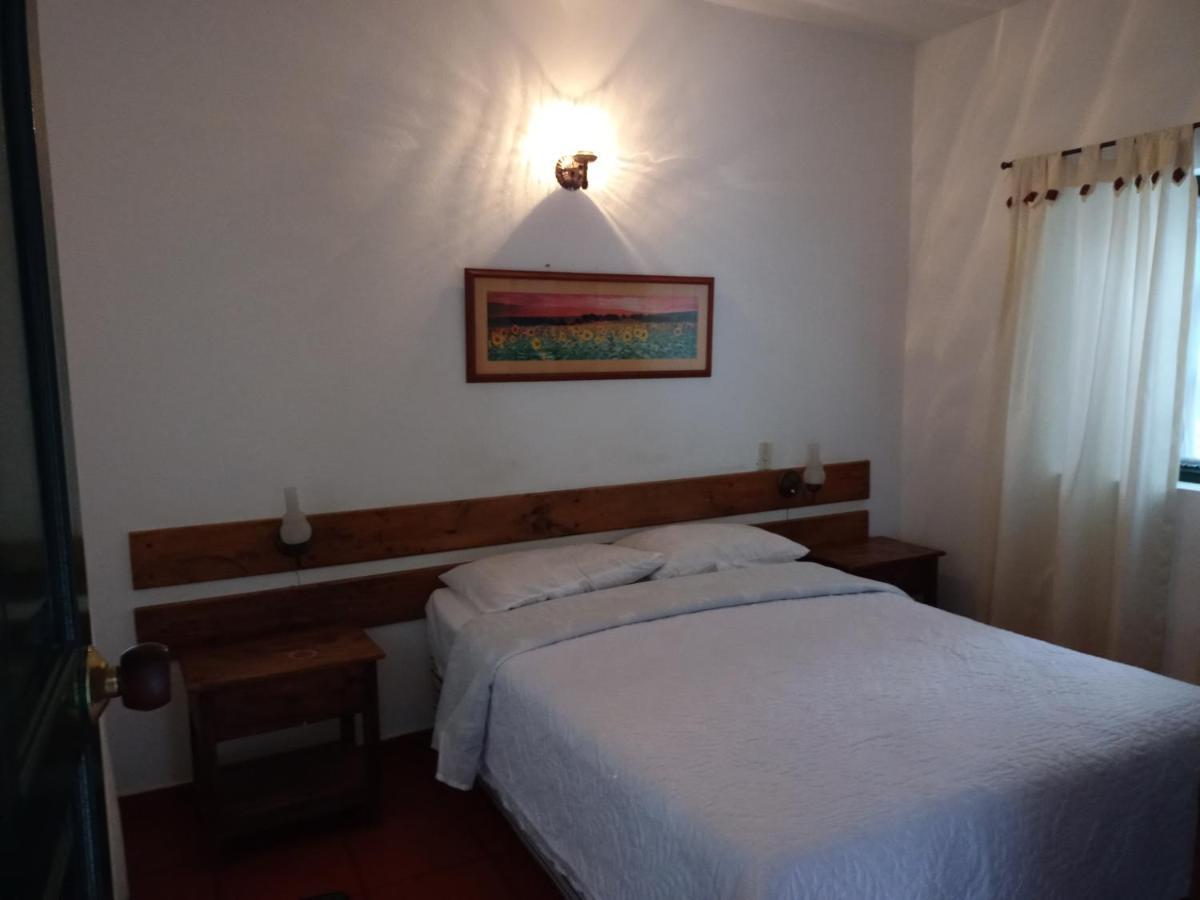 Hospederia La Roca Plaza Principal Bed & Breakfast Boyaca Exterior photo